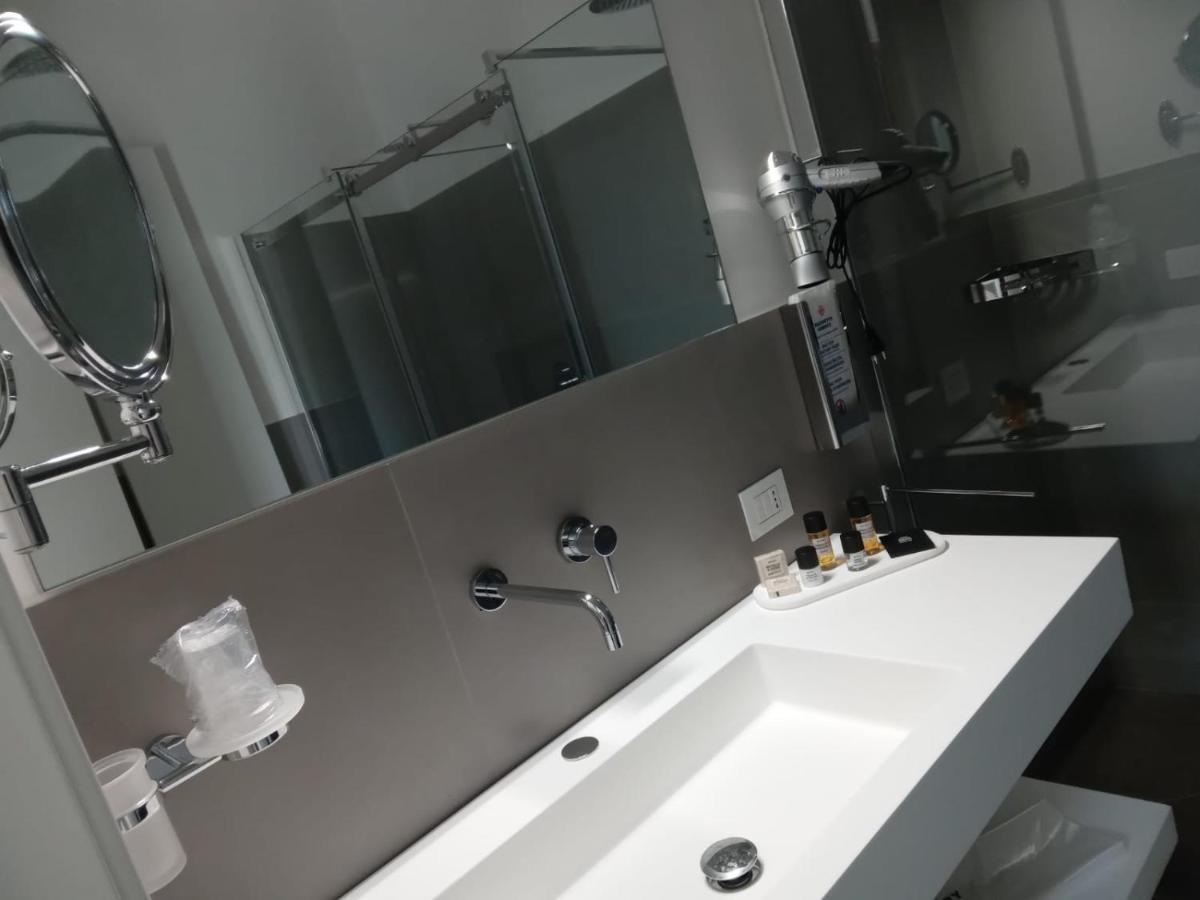 De Guidani Experience Hotel Lecce Kültér fotó